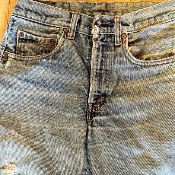 Vintage Levi's Distressed 505 Jeans, sz 28 - Picture 3 of 10